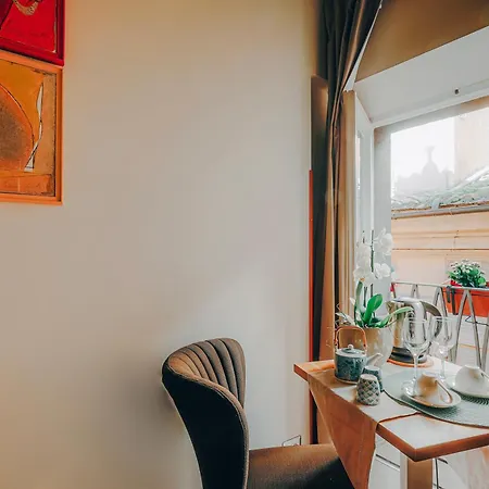 Apartment Pantheon Eleven *