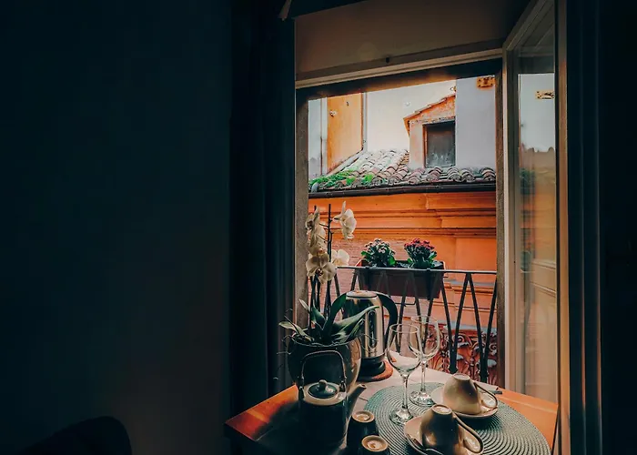 Pantheon Eleven Apartment