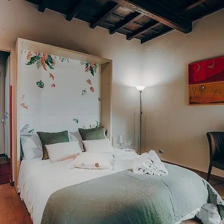 Pantheon Eleven Apartamento *