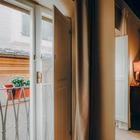 Pantheon Eleven Appartement *