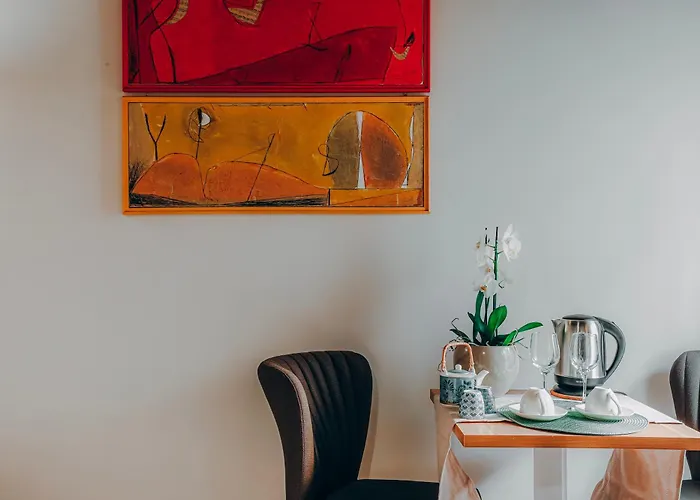 Pantheon Eleven Appartement *